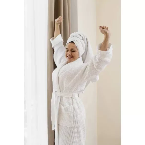 Fehér darázs mintás waffle köntös 2XL méretben – szállodai wellness – MrTextil.hu