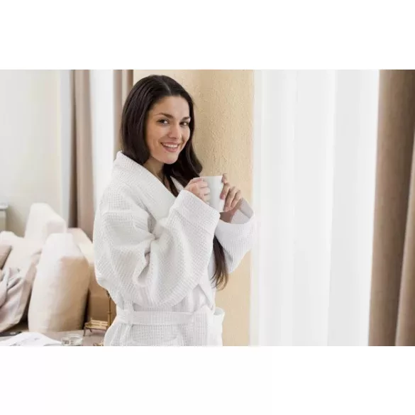 Fehér darázs mintás waffle köntös 2XL méretben – szállodai wellness – MrTextil.hu