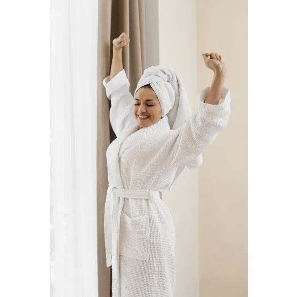 Fehér darázs mintás waffle köntös 3XL méretben – szállodai wellness – MrTextil.hu
